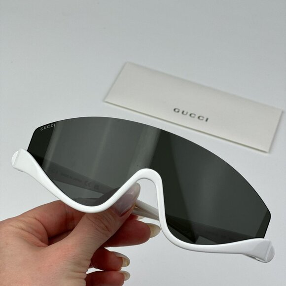 Gucci GG1650S 007 BRAND NEW Sunglasses White Grey Unisex Shield Mask - Picture 1 of 9